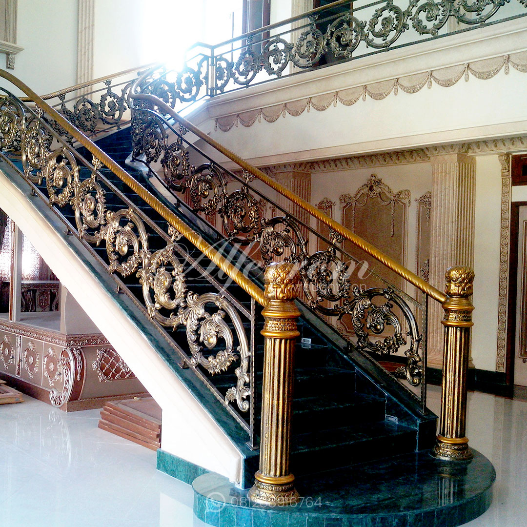 Railing Tangga Klasik